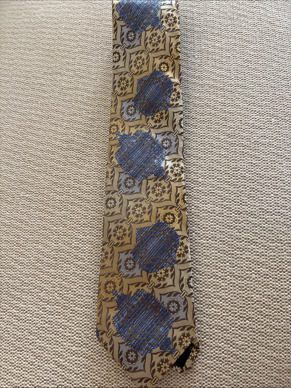 XMI Platinum and Gold Medallion Men's Silk Tie